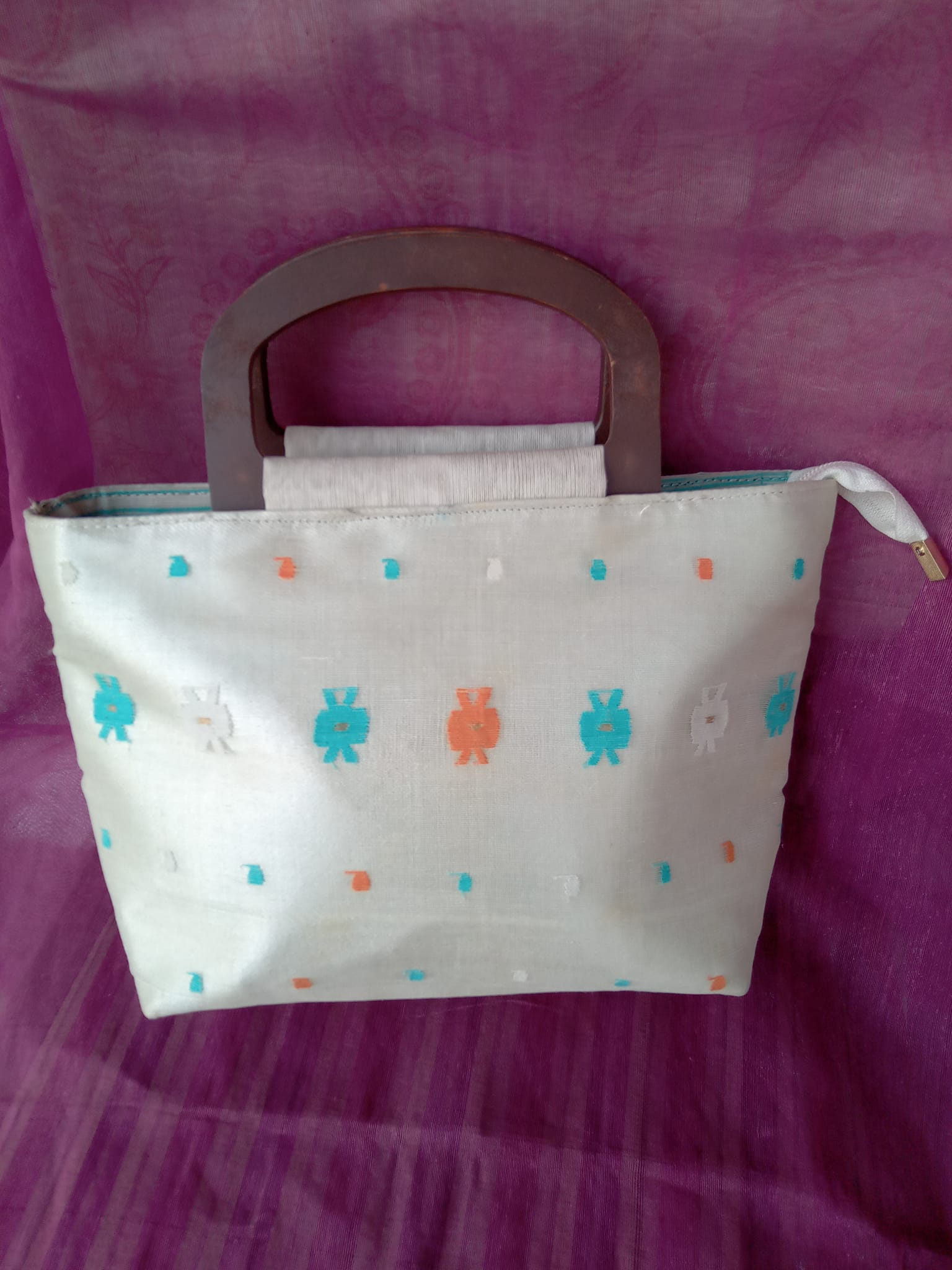 Jamdani Purse (White)